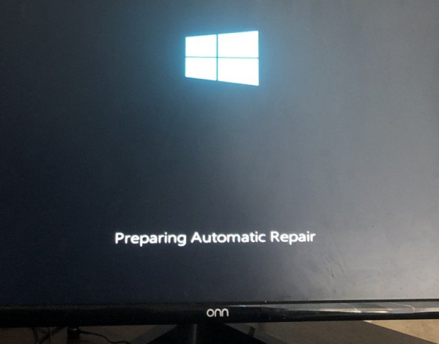 Windows Preparing Automatic Repair atascada